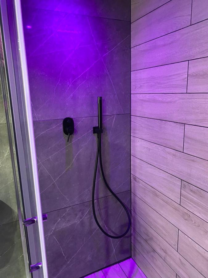 Il Cortiletto28 Rooms & House Сиракузы Экстерьер фото